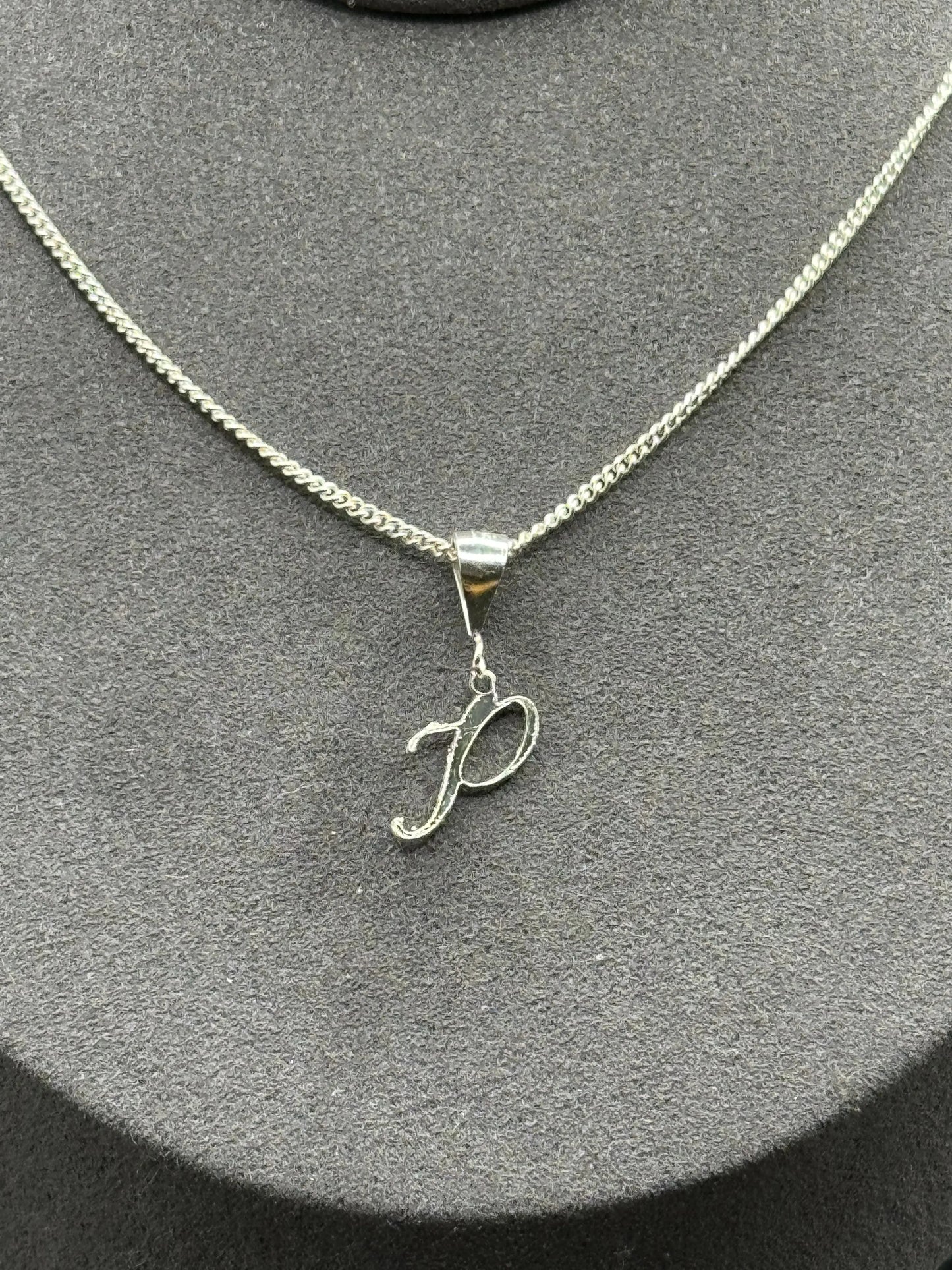 Personalised letter pendant, Italic style, Silver Silver - Lynne Lee Jewellery